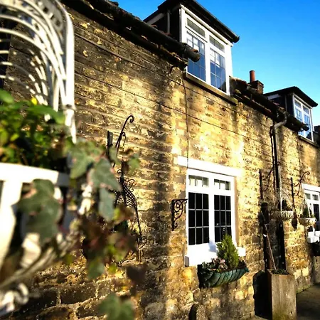 2 Bed In Oc-b32548 Thornton Dale
